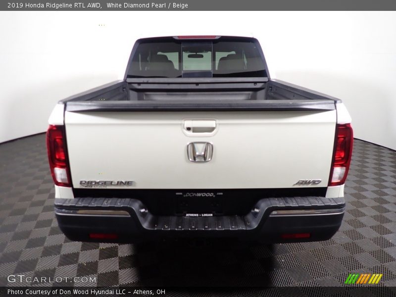 White Diamond Pearl / Beige 2019 Honda Ridgeline RTL AWD