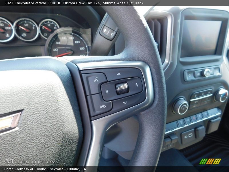 Summit White / Jet Black 2023 Chevrolet Silverado 2500HD Custom Crew Cab 4x4