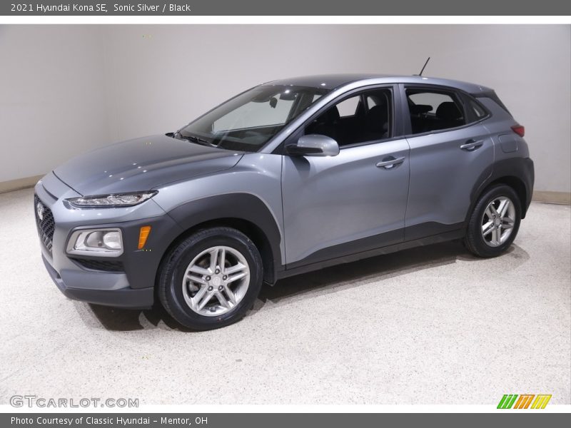 Sonic Silver / Black 2021 Hyundai Kona SE