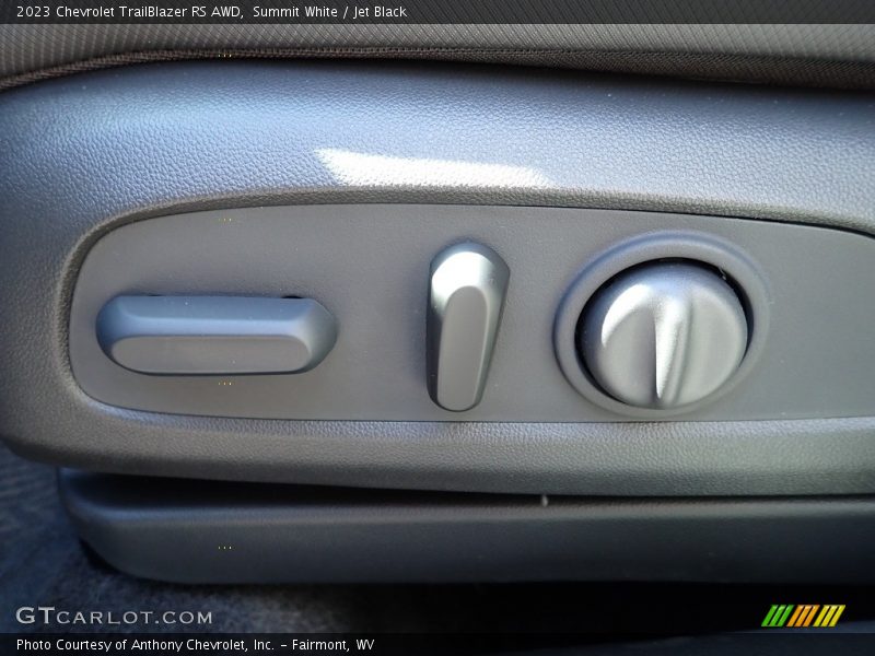 Summit White / Jet Black 2023 Chevrolet TrailBlazer RS AWD