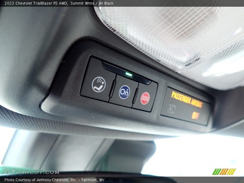 Summit White / Jet Black 2023 Chevrolet TrailBlazer RS AWD