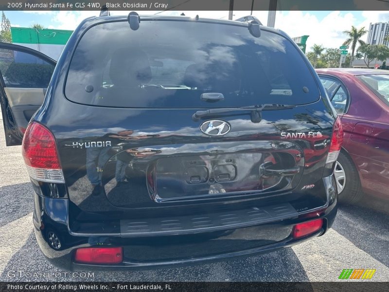 Black Obsidian / Gray 2005 Hyundai Santa Fe GLS 4WD