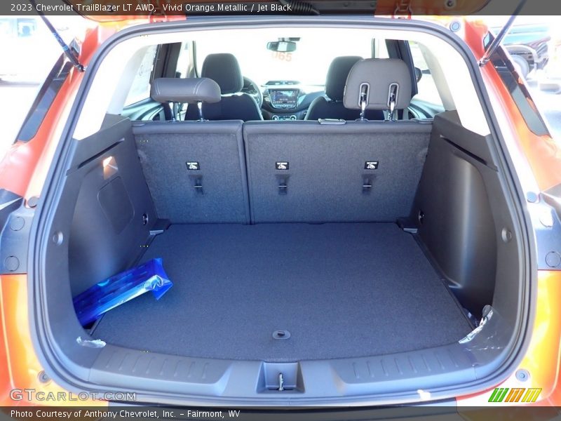 Vivid Orange Metallic / Jet Black 2023 Chevrolet TrailBlazer LT AWD