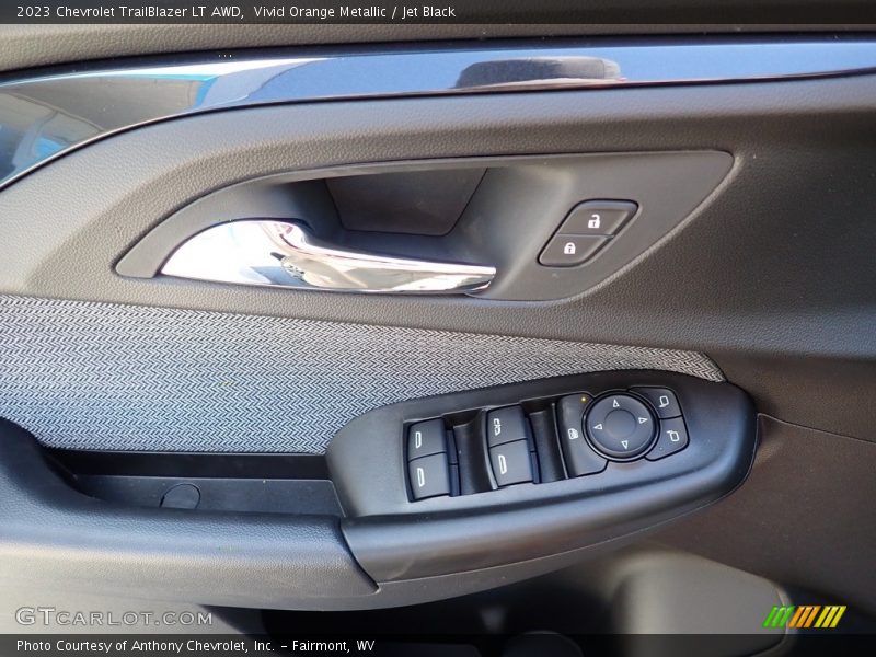 Vivid Orange Metallic / Jet Black 2023 Chevrolet TrailBlazer LT AWD