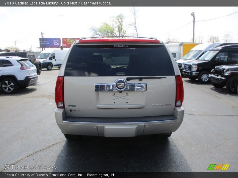 Gold Mist / Cashmere/Cocoa 2010 Cadillac Escalade Luxury