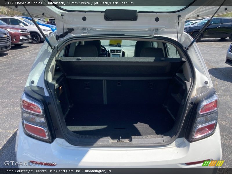 Summit White / Jet Black/Dark Titanium 2017 Chevrolet Sonic LT Hatchback