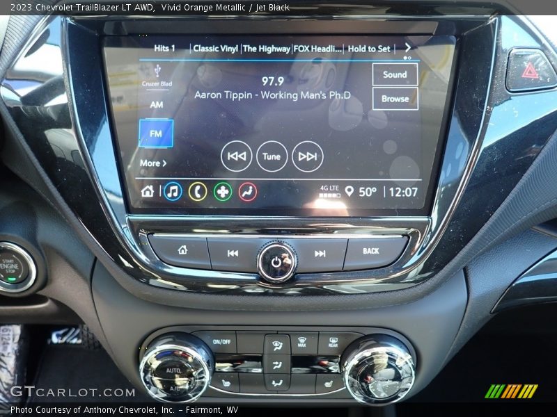 Vivid Orange Metallic / Jet Black 2023 Chevrolet TrailBlazer LT AWD