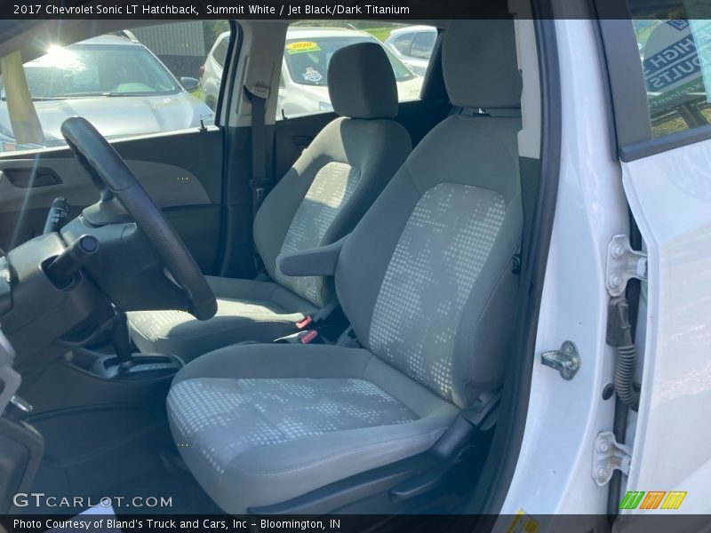 Summit White / Jet Black/Dark Titanium 2017 Chevrolet Sonic LT Hatchback
