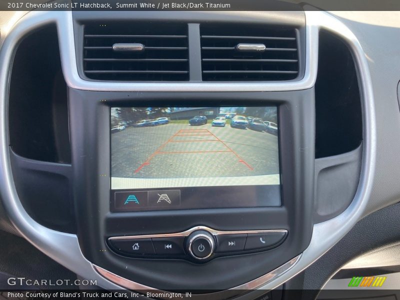 Summit White / Jet Black/Dark Titanium 2017 Chevrolet Sonic LT Hatchback