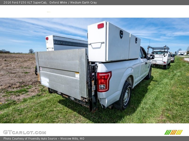 Oxford White / Medium Earth Gray 2016 Ford F150 XLT SuperCab