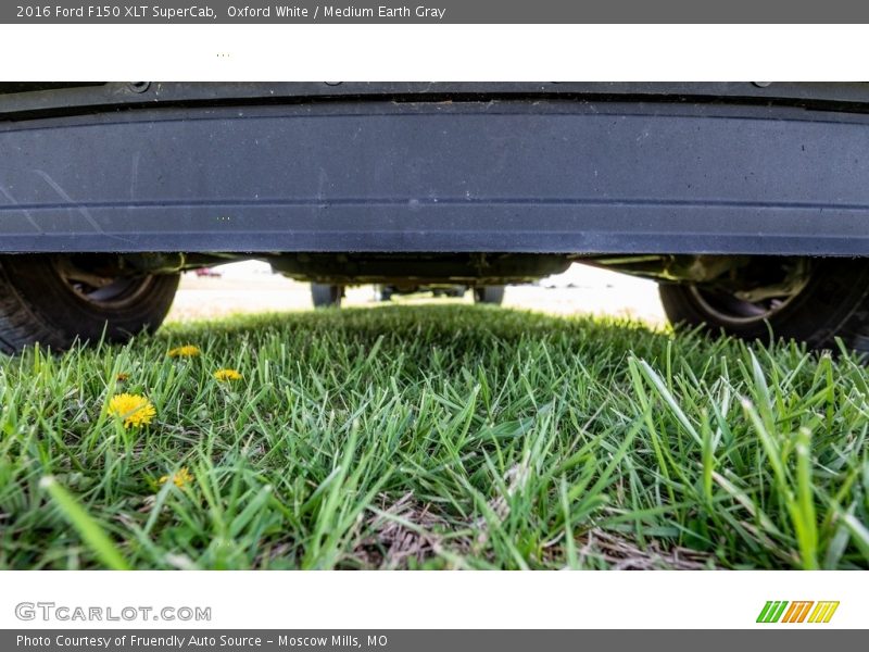 Oxford White / Medium Earth Gray 2016 Ford F150 XLT SuperCab