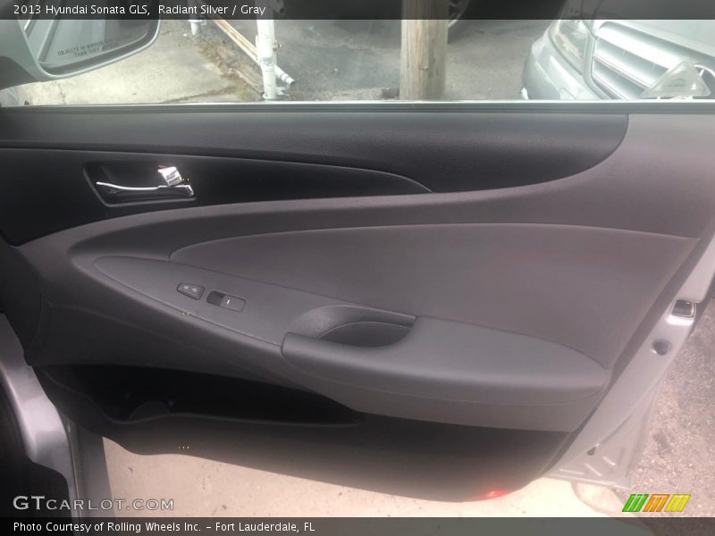 Radiant Silver / Gray 2013 Hyundai Sonata GLS