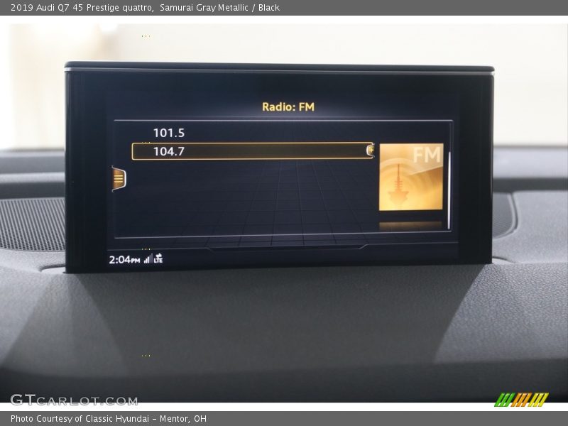 Samurai Gray Metallic / Black 2019 Audi Q7 45 Prestige quattro