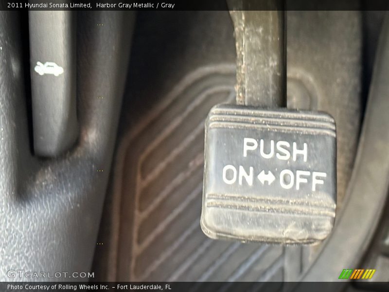 Harbor Gray Metallic / Gray 2011 Hyundai Sonata Limited