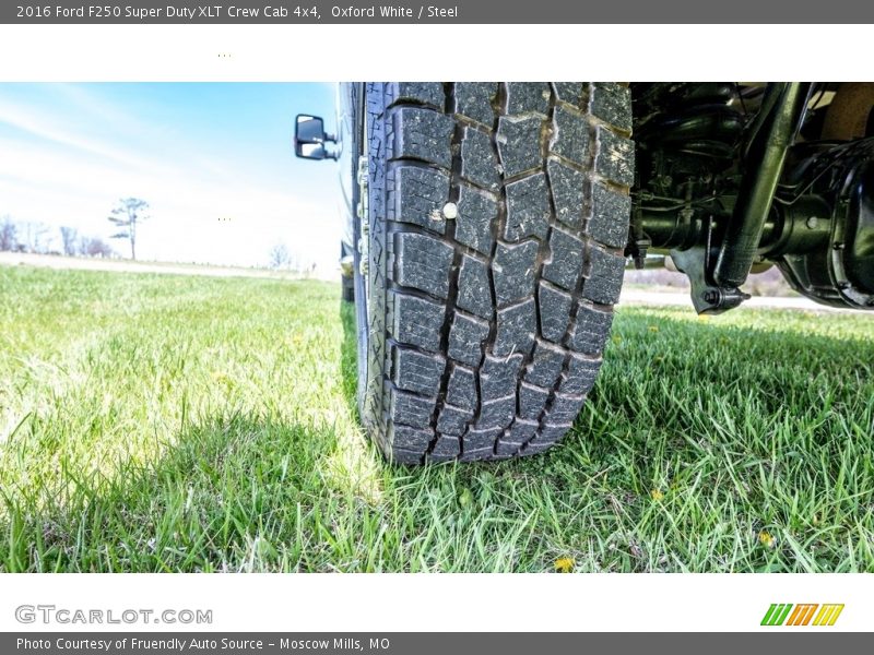 Oxford White / Steel 2016 Ford F250 Super Duty XLT Crew Cab 4x4
