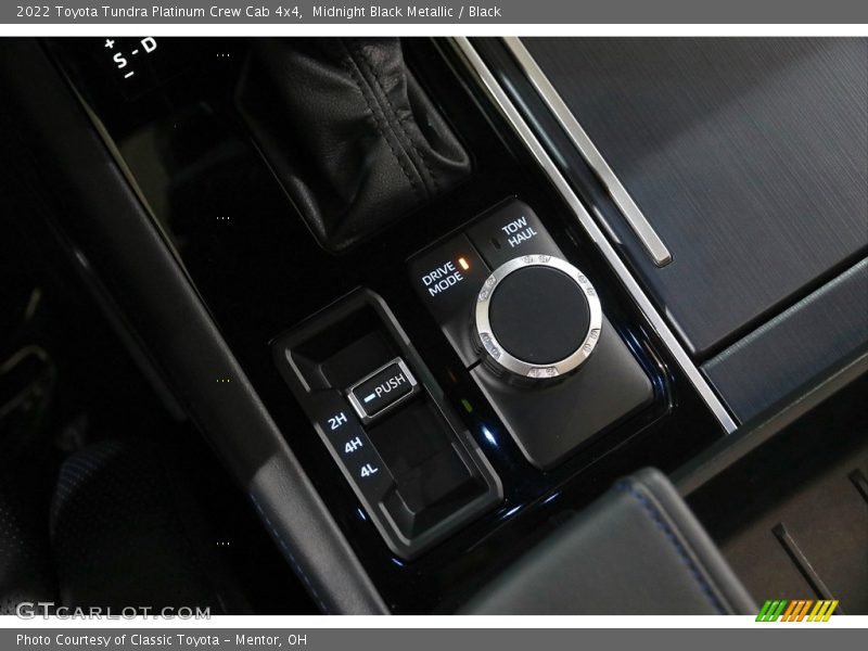 Midnight Black Metallic / Black 2022 Toyota Tundra Platinum Crew Cab 4x4
