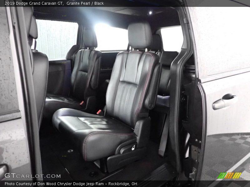 Granite Pearl / Black 2019 Dodge Grand Caravan GT