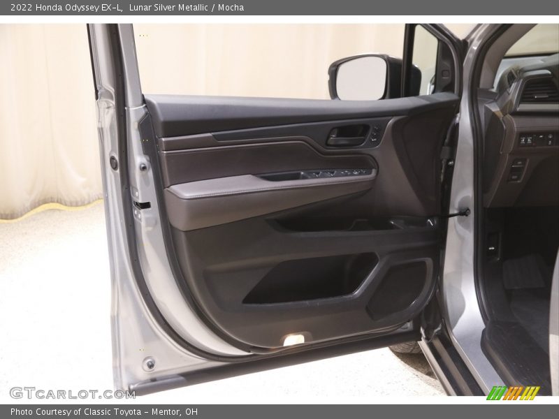 Lunar Silver Metallic / Mocha 2022 Honda Odyssey EX-L
