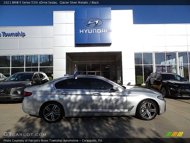 Glacier Silver Metallic / Black 2021 BMW 5 Series 530i xDrive Sedan