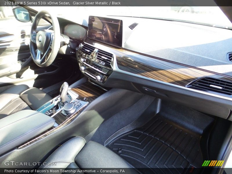 Glacier Silver Metallic / Black 2021 BMW 5 Series 530i xDrive Sedan