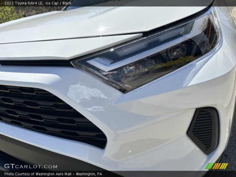 Ice Cap / Black 2023 Toyota RAV4 LE