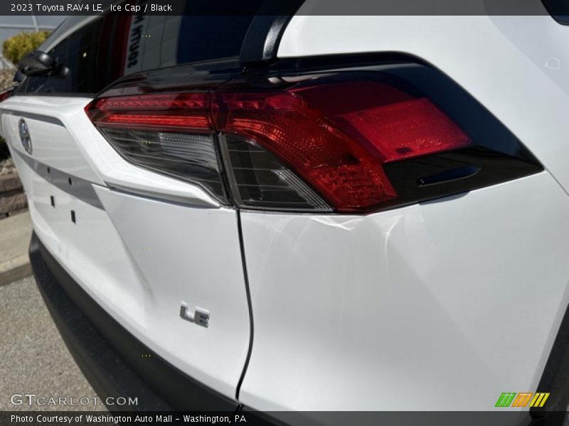 Ice Cap / Black 2023 Toyota RAV4 LE