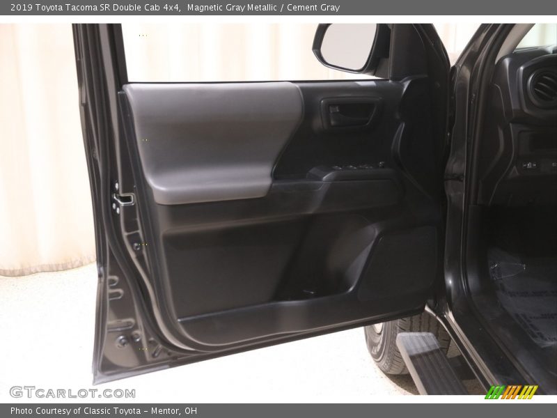 Magnetic Gray Metallic / Cement Gray 2019 Toyota Tacoma SR Double Cab 4x4