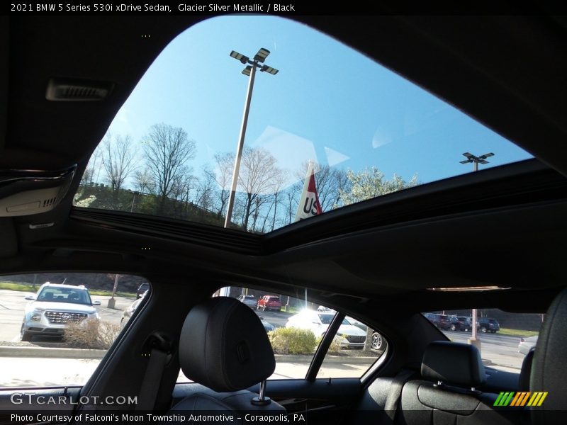 Glacier Silver Metallic / Black 2021 BMW 5 Series 530i xDrive Sedan