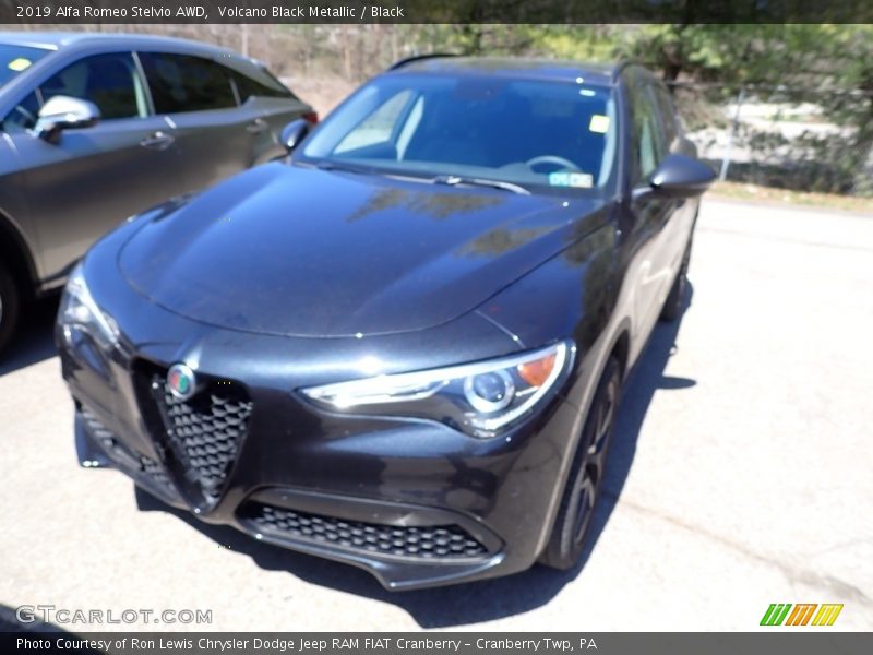 Volcano Black Metallic / Black 2019 Alfa Romeo Stelvio AWD
