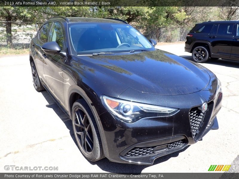 Volcano Black Metallic / Black 2019 Alfa Romeo Stelvio AWD