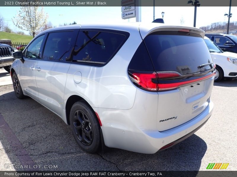 Silver Mist / Black 2023 Chrysler Pacifica Hybrid Touring L