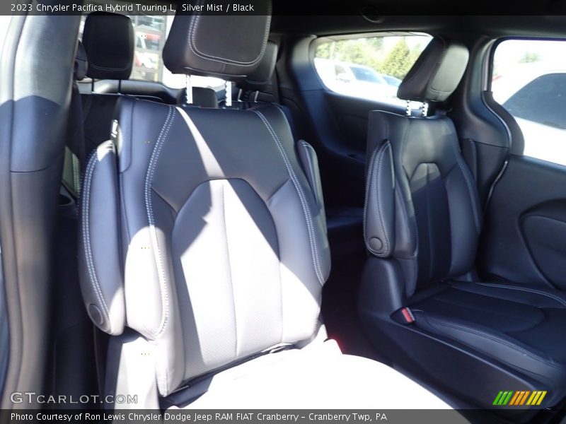 Silver Mist / Black 2023 Chrysler Pacifica Hybrid Touring L