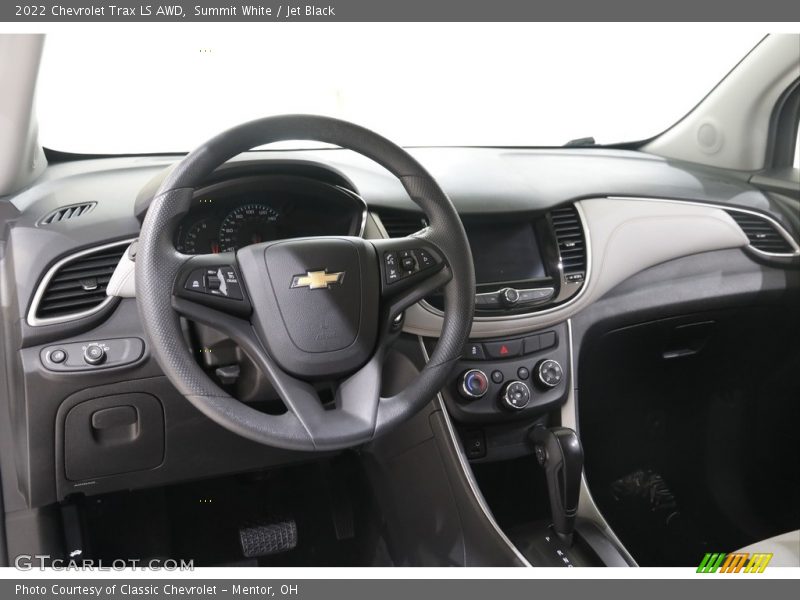 Summit White / Jet Black 2022 Chevrolet Trax LS AWD