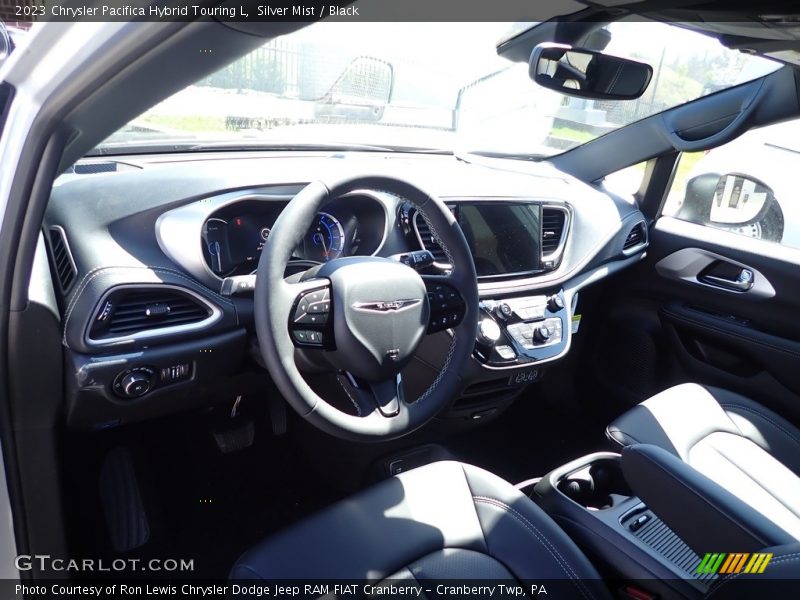 Silver Mist / Black 2023 Chrysler Pacifica Hybrid Touring L