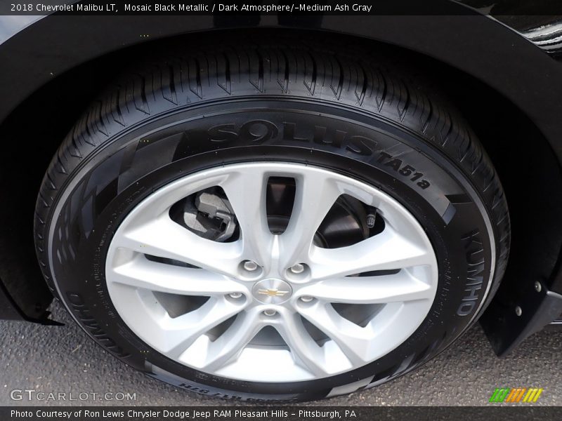 Mosaic Black Metallic / Dark Atmosphere/­Medium Ash Gray 2018 Chevrolet Malibu LT