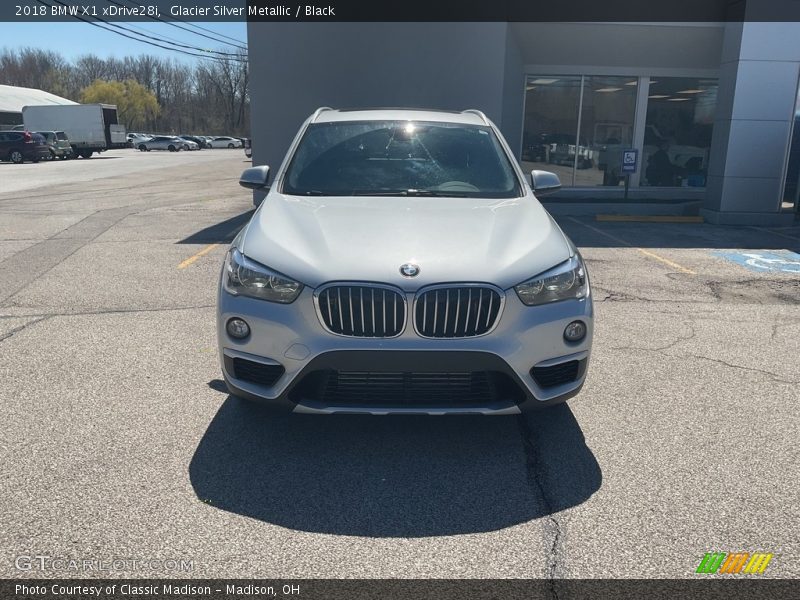 Glacier Silver Metallic / Black 2018 BMW X1 xDrive28i
