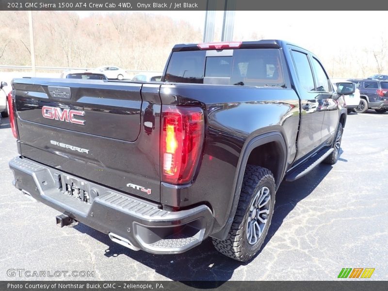 Onyx Black / Jet Black 2021 GMC Sierra 1500 AT4 Crew Cab 4WD