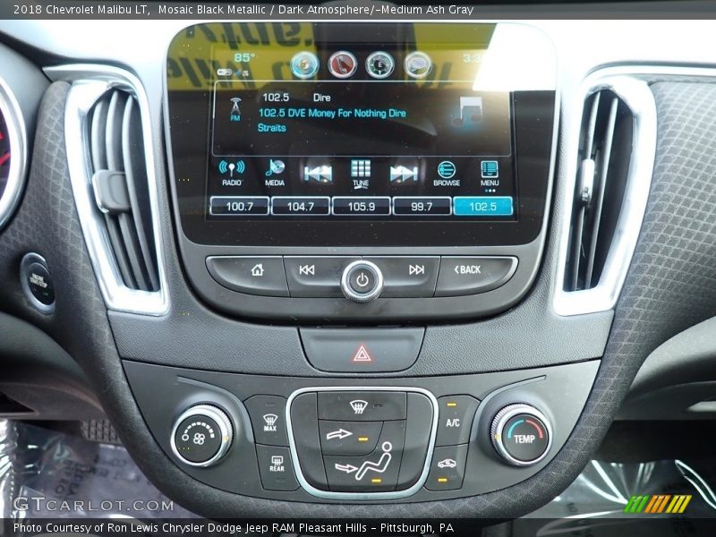 Mosaic Black Metallic / Dark Atmosphere/­Medium Ash Gray 2018 Chevrolet Malibu LT