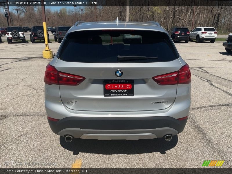 Glacier Silver Metallic / Black 2018 BMW X1 xDrive28i