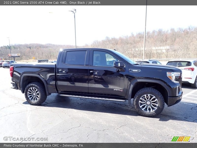 Onyx Black / Jet Black 2021 GMC Sierra 1500 AT4 Crew Cab 4WD