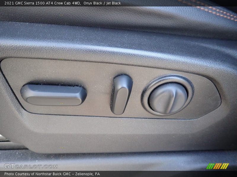 Onyx Black / Jet Black 2021 GMC Sierra 1500 AT4 Crew Cab 4WD