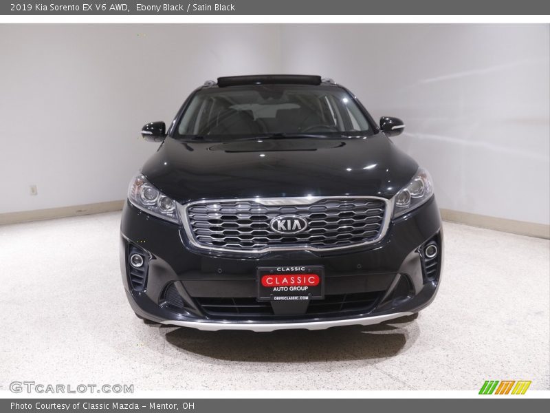 Ebony Black / Satin Black 2019 Kia Sorento EX V6 AWD