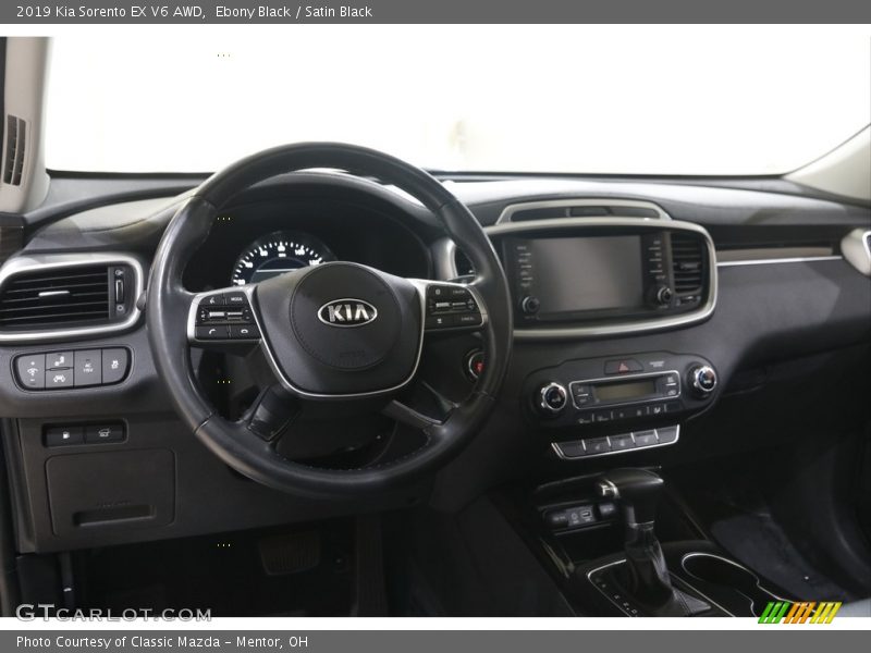 Dashboard of 2019 Sorento EX V6 AWD