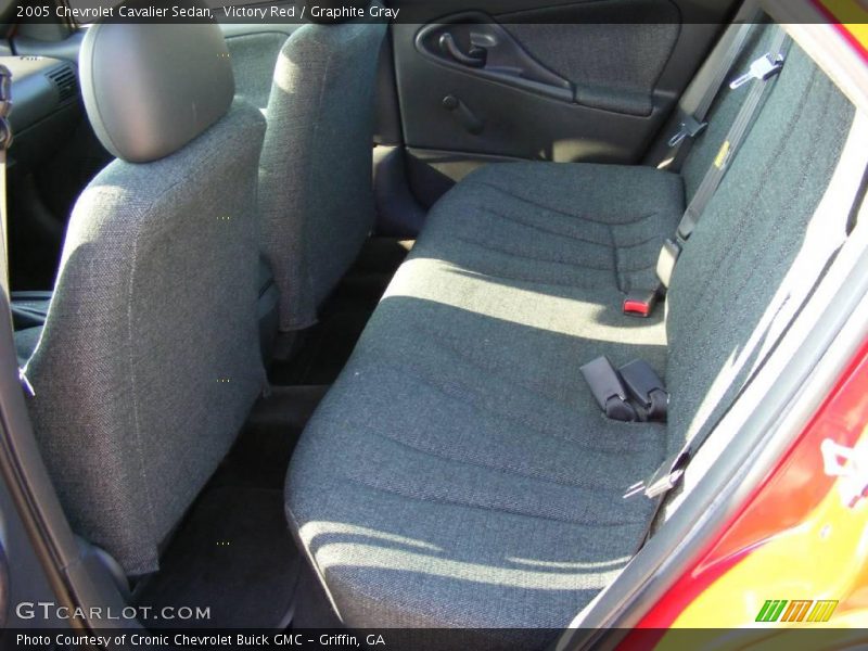 Victory Red / Graphite Gray 2005 Chevrolet Cavalier Sedan