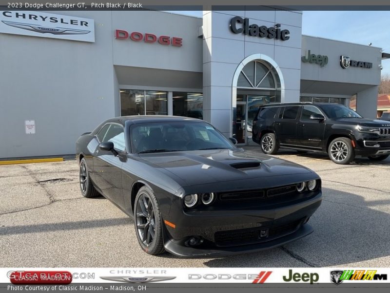 Pitch Black / Black 2023 Dodge Challenger GT