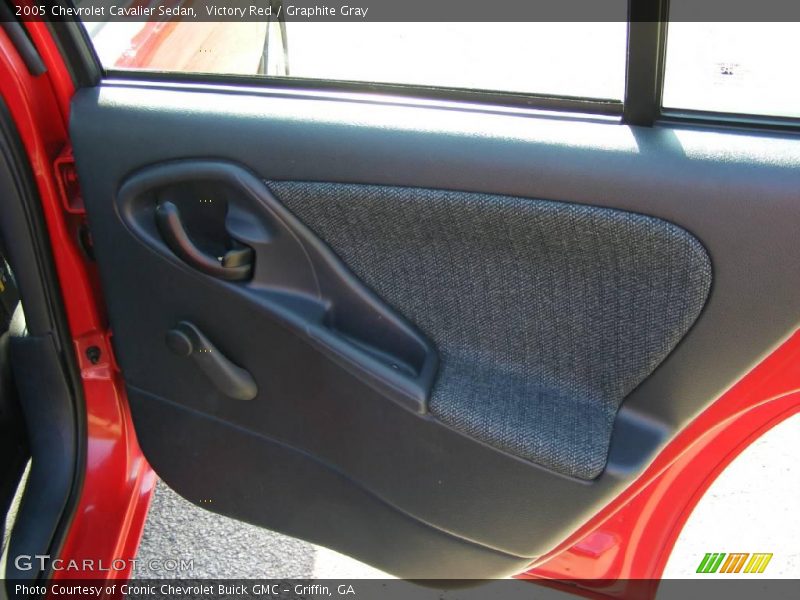 Victory Red / Graphite Gray 2005 Chevrolet Cavalier Sedan