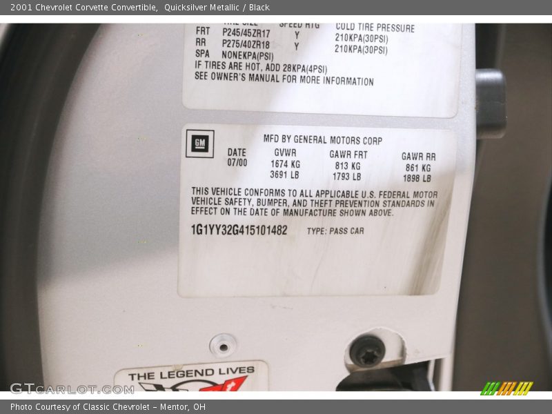 Quicksilver Metallic / Black 2001 Chevrolet Corvette Convertible