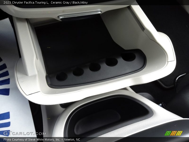 Ceramic Gray / Black/Alloy 2023 Chrysler Pacifica Touring L