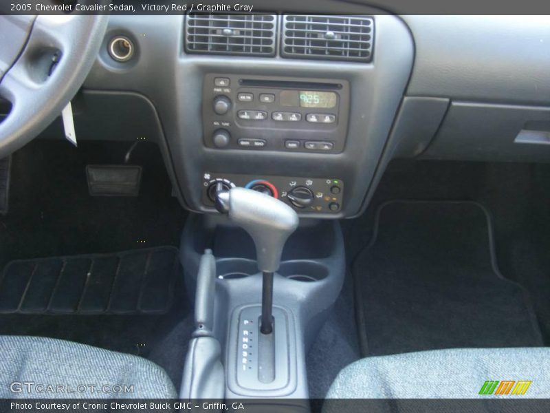 Victory Red / Graphite Gray 2005 Chevrolet Cavalier Sedan