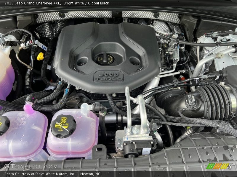  2023 Grand Cherokee 4XE Engine - 2.0 Liter Turbocharged DOHC 16-Valve VVT 4 Cylinder Gasoline/Electric Hybrid